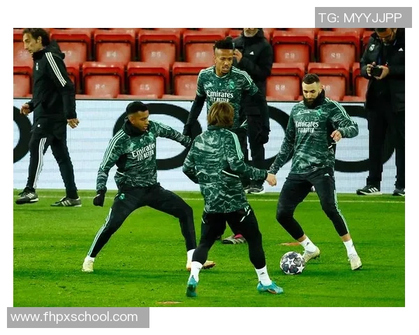 皇马迎战墨西哥美洲球队精彩对决展现足球魅力与激情